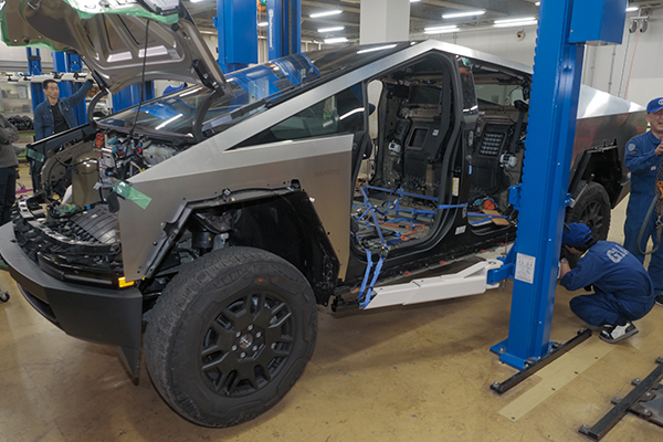 サイバートラック イメージ