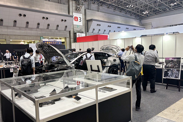 サイバートラック イメージ